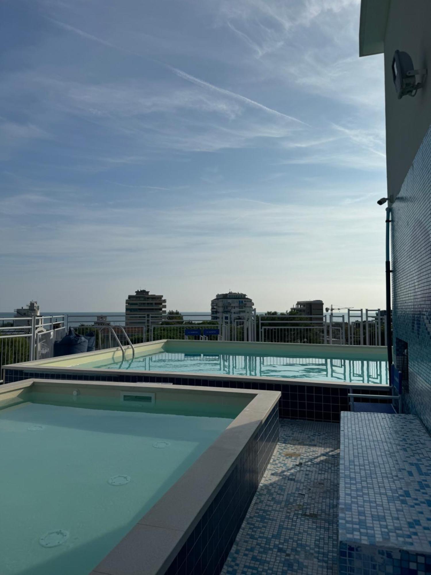 Augustus Hotel Риччоне Экстерьер фото